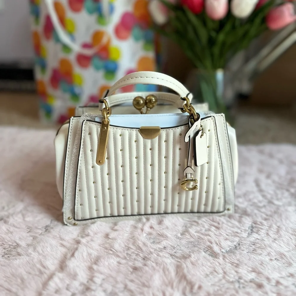 “SOLD” Coach dreamer 21 kisslock - Picture 2 of 8